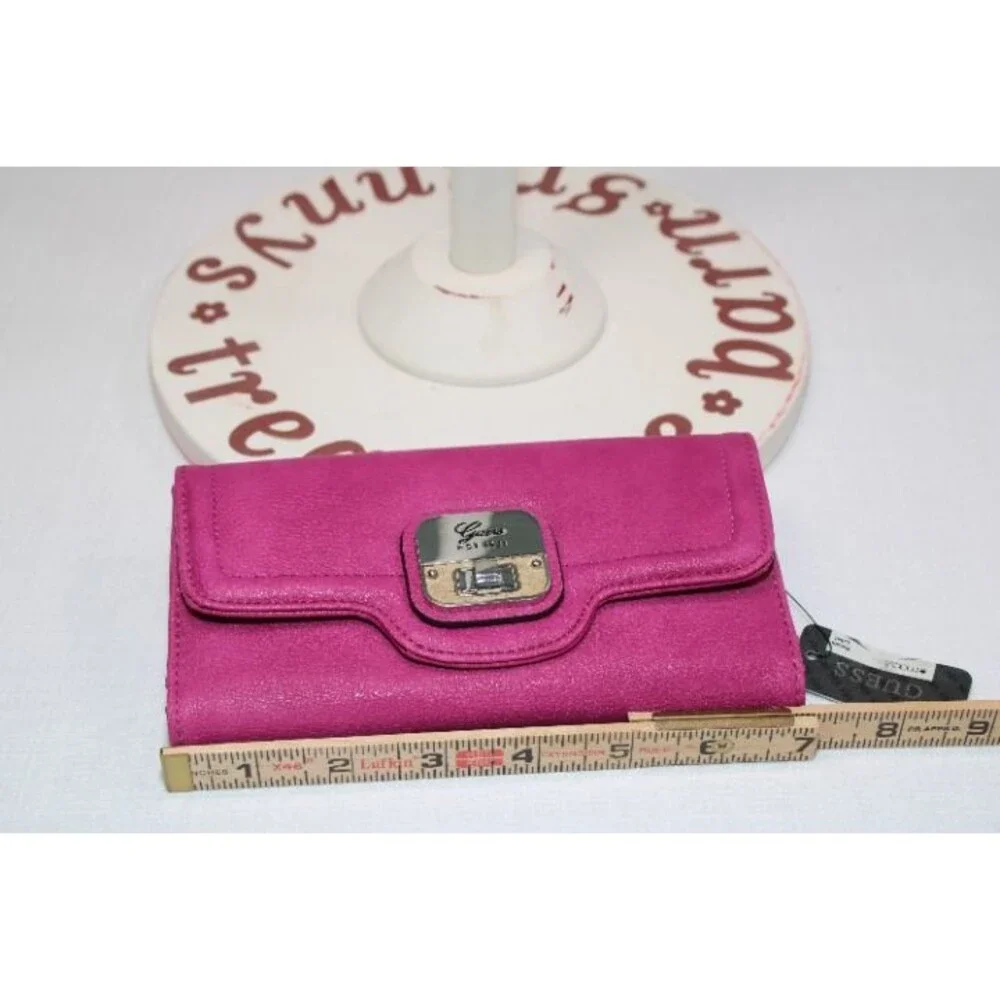 Guess Tulip Pink Tri Fold Women's Envelope Style Wallet New with Tags